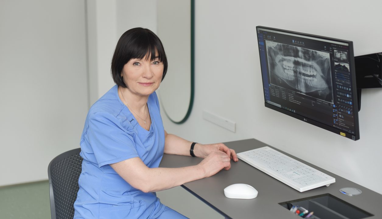 Geras odontologas vadovė periodontologė Irena Zykuvienė